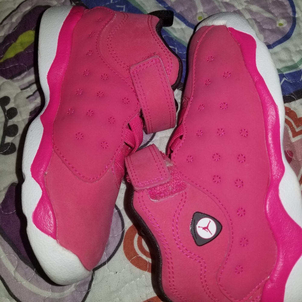 Pink Jordan's